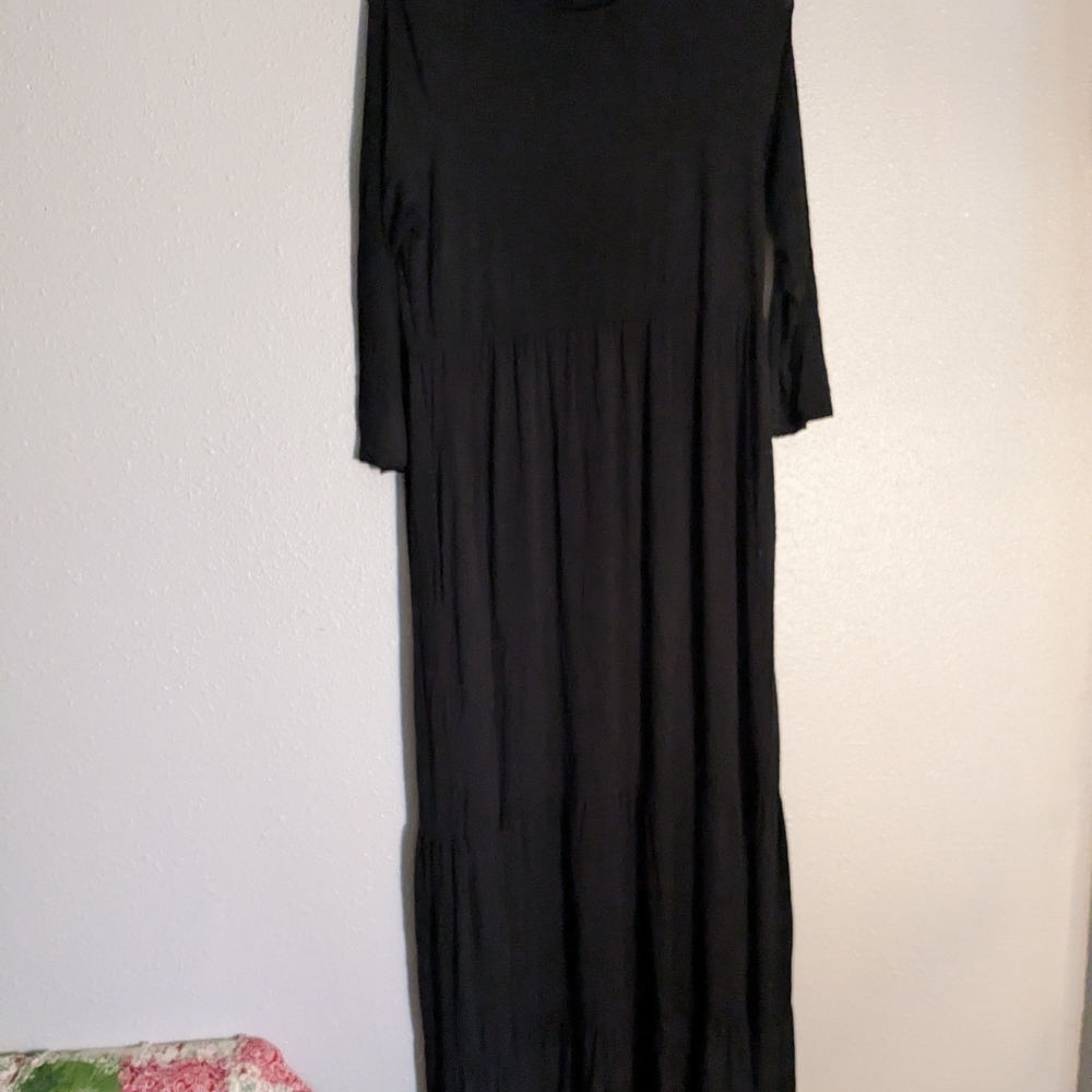 Black Maxi Dress With Pockets
